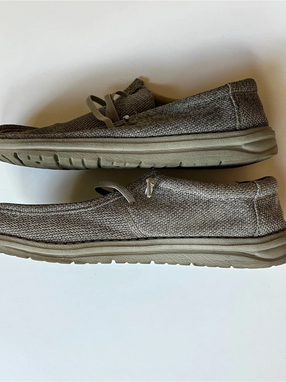 Men’s Size 12 Gray Canvas Slip-On Loafers Hey Dude Style Moccasins